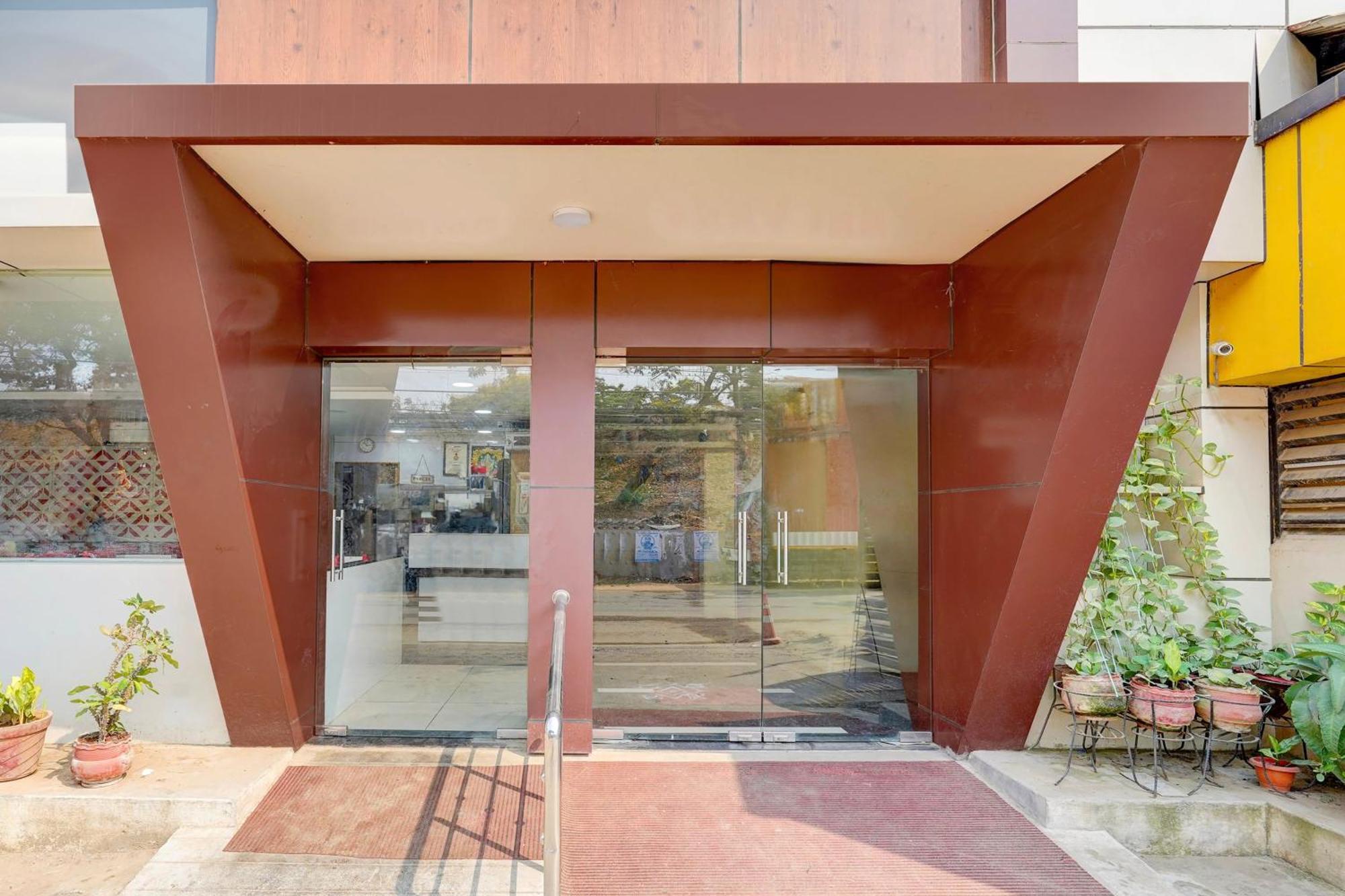 צ'נאי Super Hotel O Perungalathur Near Bus Stand מראה חיצוני תמונה
