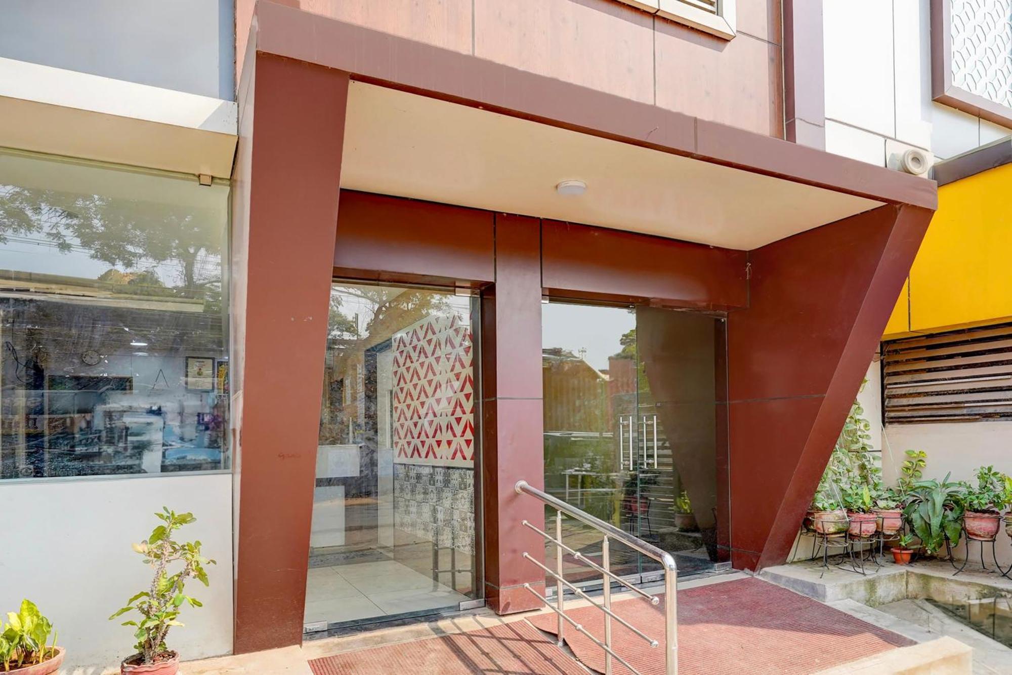 צ'נאי Super Hotel O Perungalathur Near Bus Stand מראה חיצוני תמונה