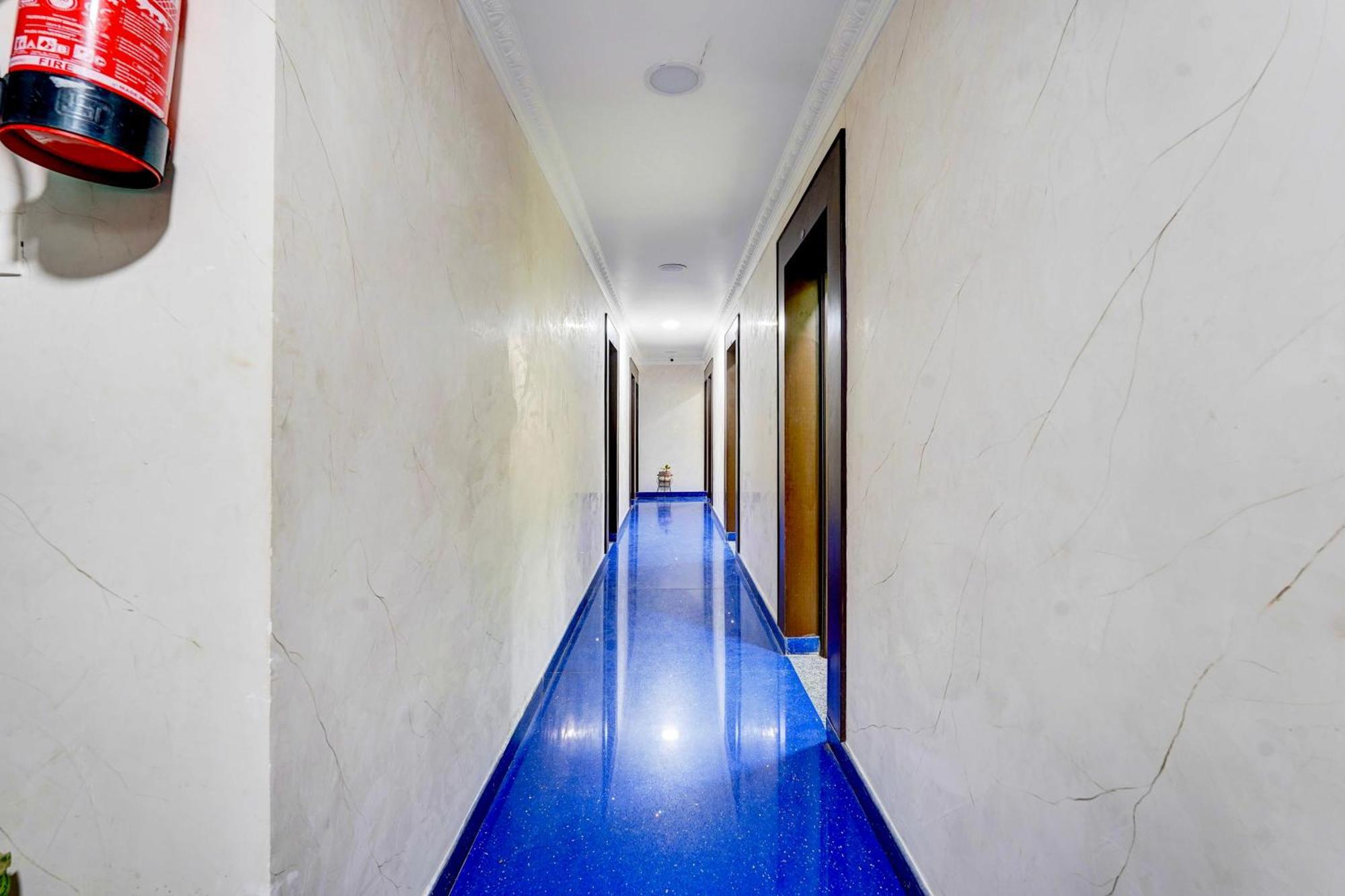 צ'נאי Super Hotel O Perungalathur Near Bus Stand מראה חיצוני תמונה