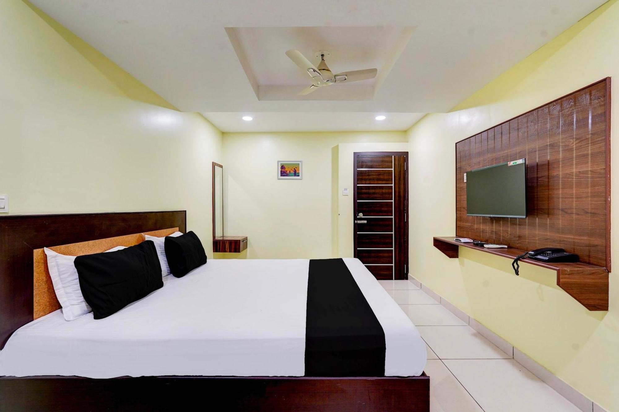 צ'נאי Super Hotel O Perungalathur Near Bus Stand מראה חיצוני תמונה