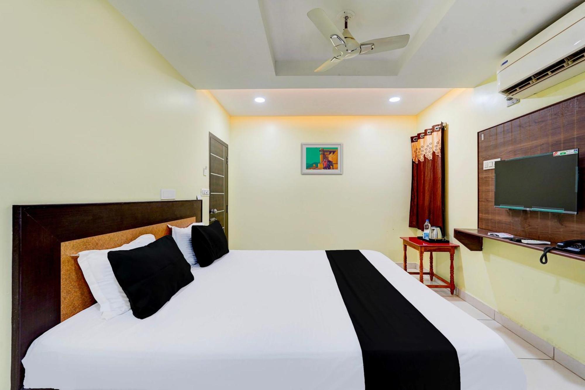 צ'נאי Super Hotel O Perungalathur Near Bus Stand מראה חיצוני תמונה